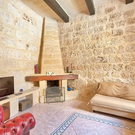 Mel192 - House Of Character - Private Entrance Semesterbostad Mellieħa