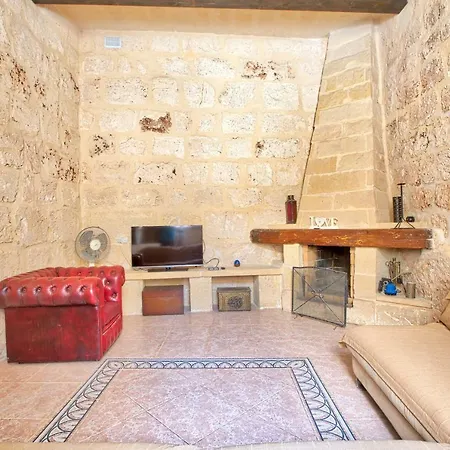 Semesterbostad Mel192 - House Of Character - Private Entrance Mellieħa